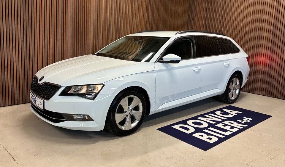 Skoda Superb 2,0 TDi 190 Ambition Combi DSG 5d