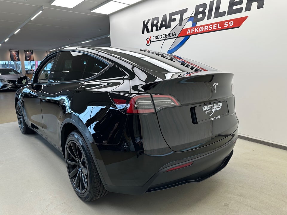 Tesla Model Y Long Range AWD 5d