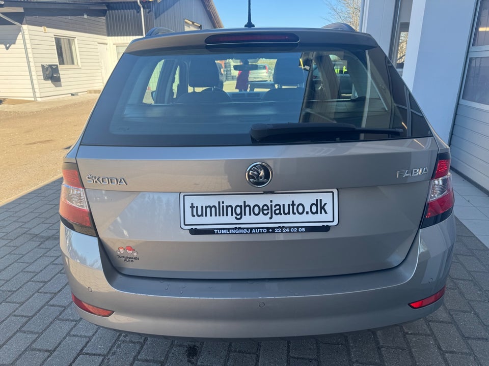 Skoda Fabia 1,0 TSi 110 Ambition Combi DSG 5d