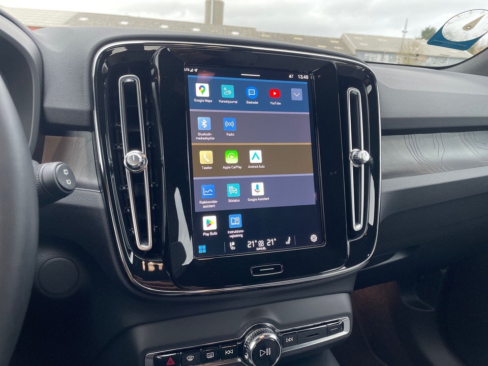 Volvo XC40 P6 ReCharge Plus 5d