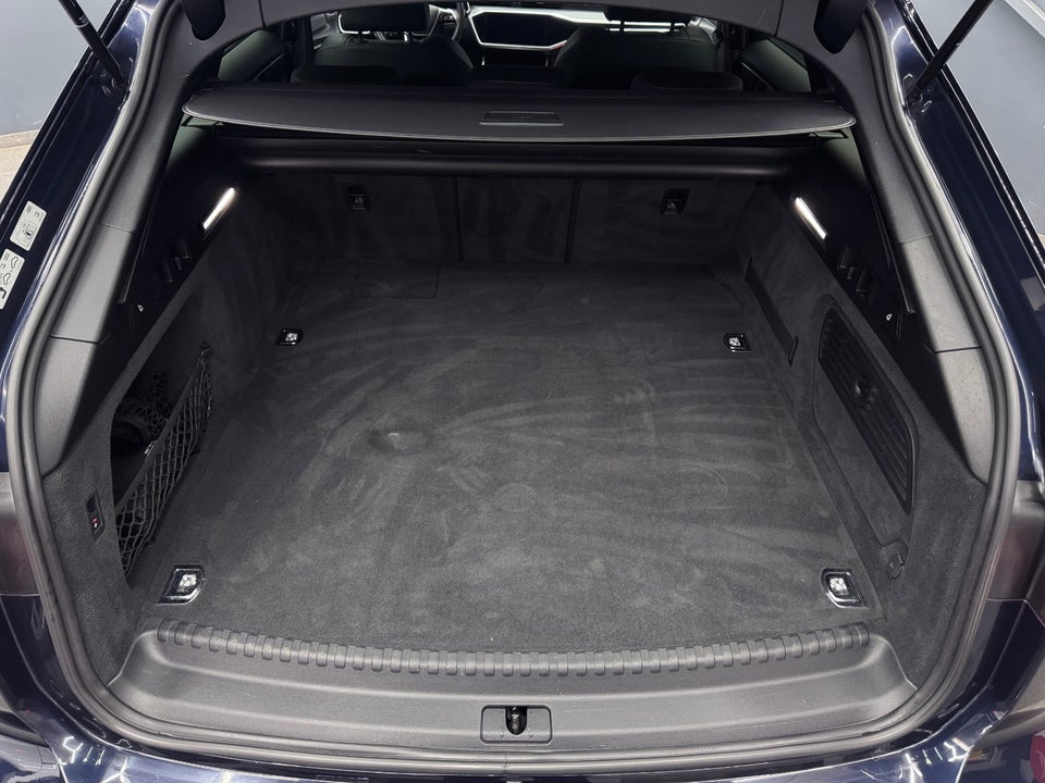 Audi A6 55 TFSi e S-line Avant quattro S-tr. 5d