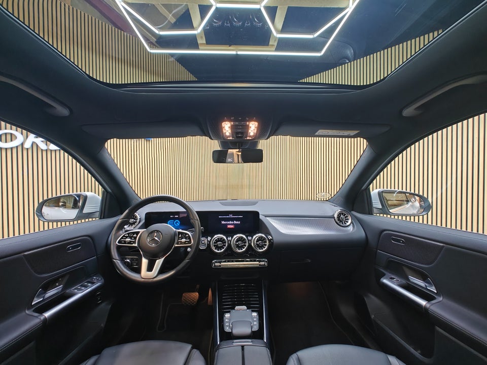 Mercedes EQA250 Progressive 5d