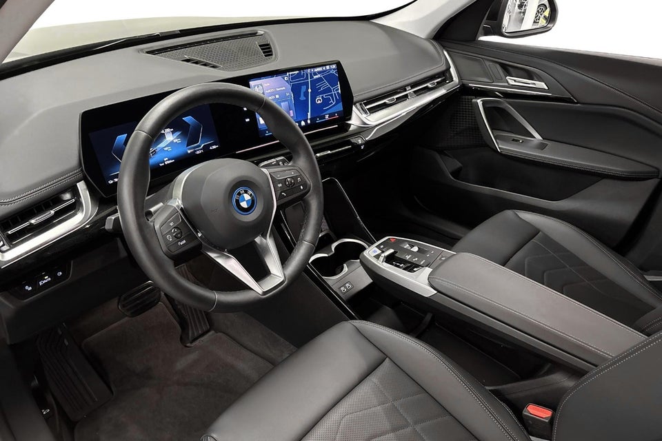 BMW iX1 eDrive20 X-Line 5d