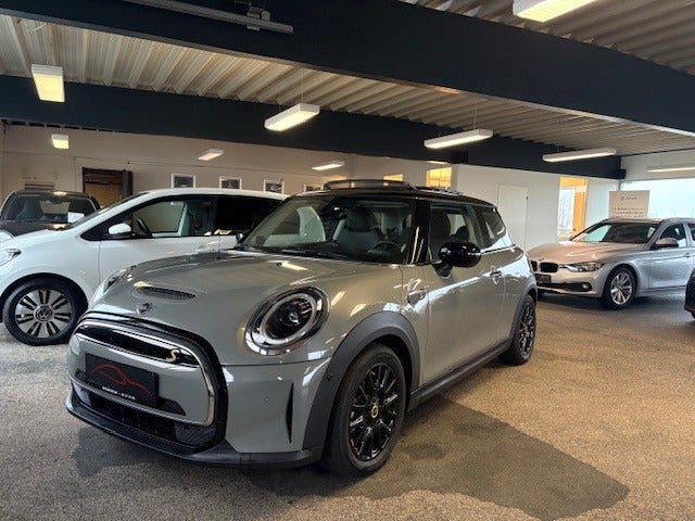 MINI Cooper SE Edition Premium Plus 3d