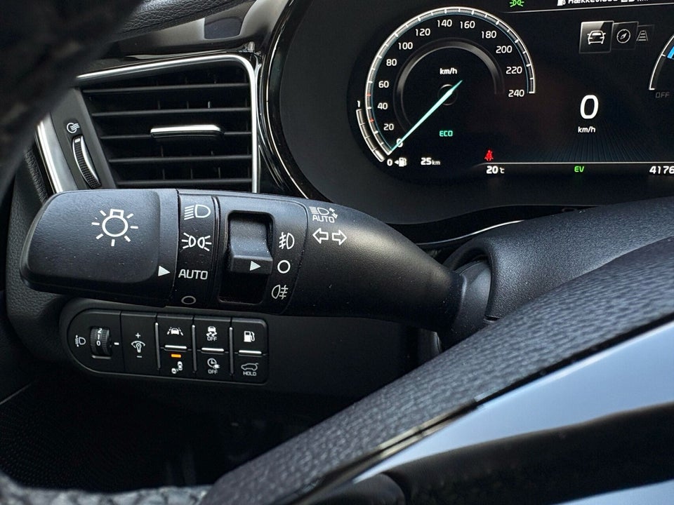 Kia XCeed 1,6 PHEV Prestige DCT 5d