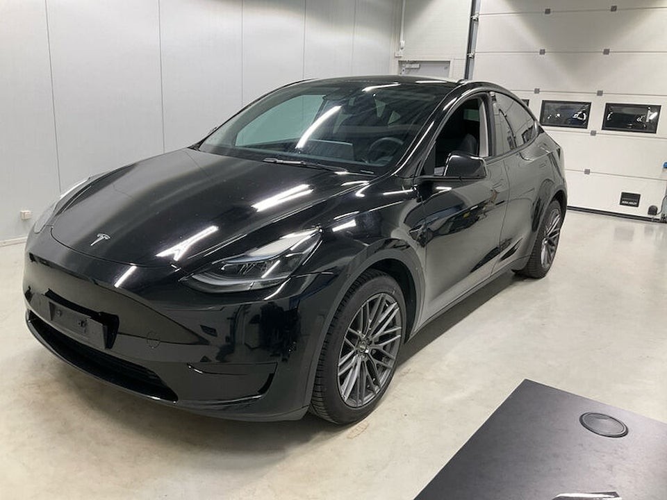 Tesla Model Y RWD 5d