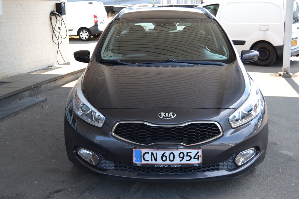 Kia Ceed 1,4 CVVT Family SW 5d