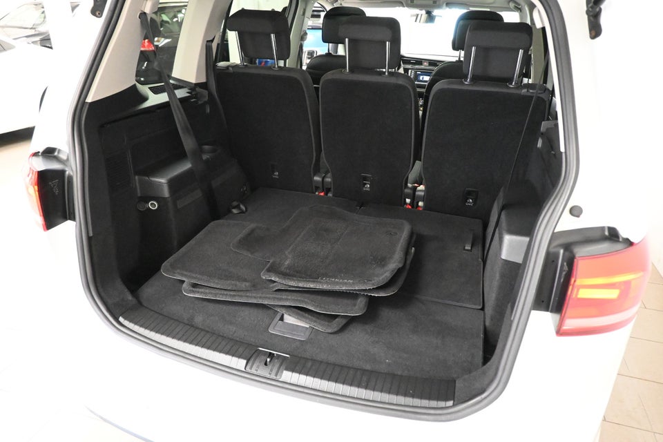 VW Touran 1,2 TSi 110 Comfortline 7prs 5d