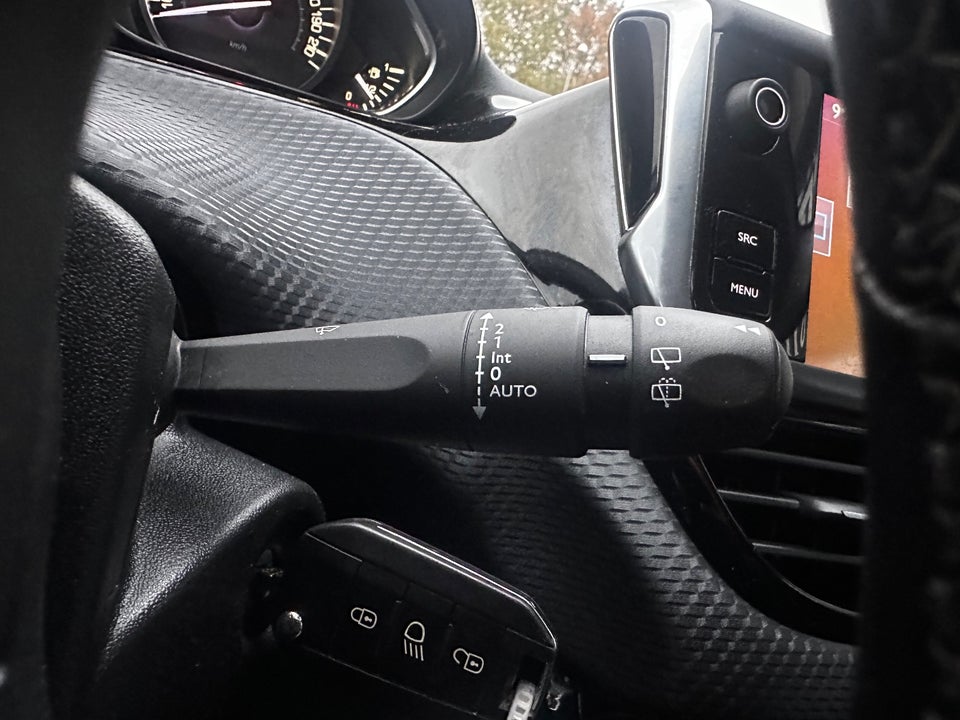 Peugeot 208 1,6 BlueHDi 100 Allure 5d