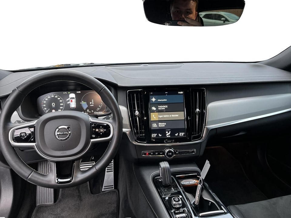 Volvo V90 2,0 T6 ReCharge R-Design aut. AWD 5d