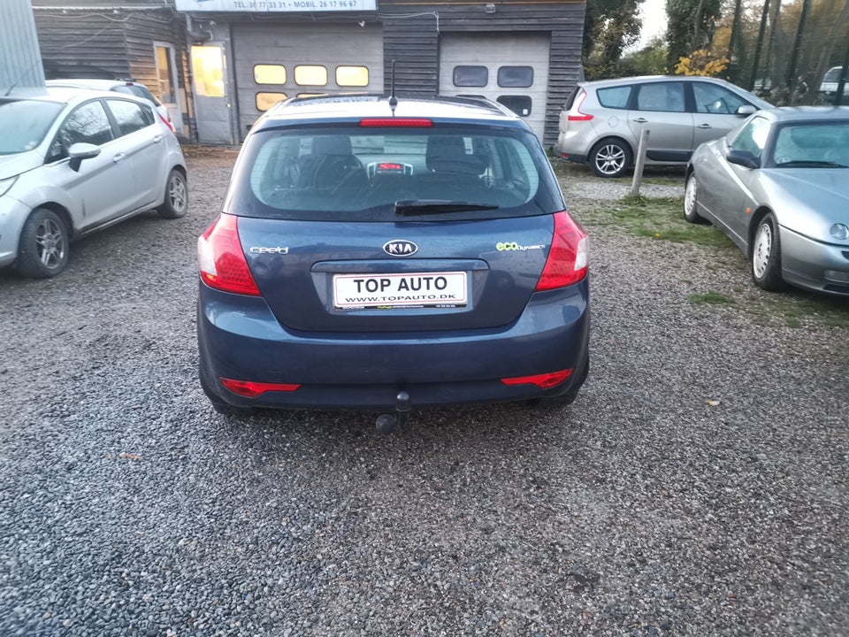 Kia Ceed 1,6 CVVT Active 5d