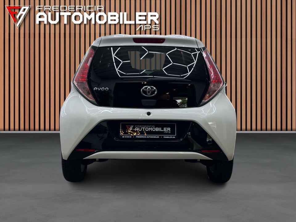 Toyota Aygo 1,0 VVT-i x-cellence 5d