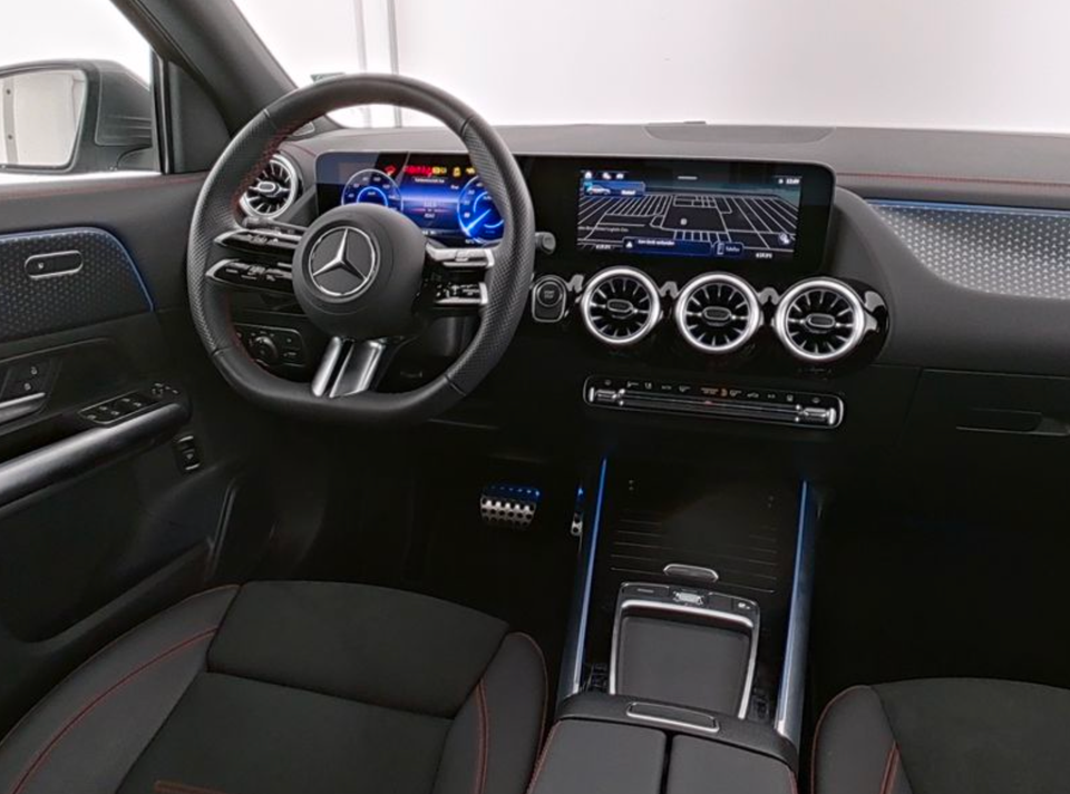 Mercedes EQA250+ AMG Line Advanced Plus 5d