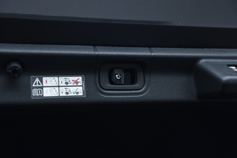 Mercedes EQE350 AMG Line 4d