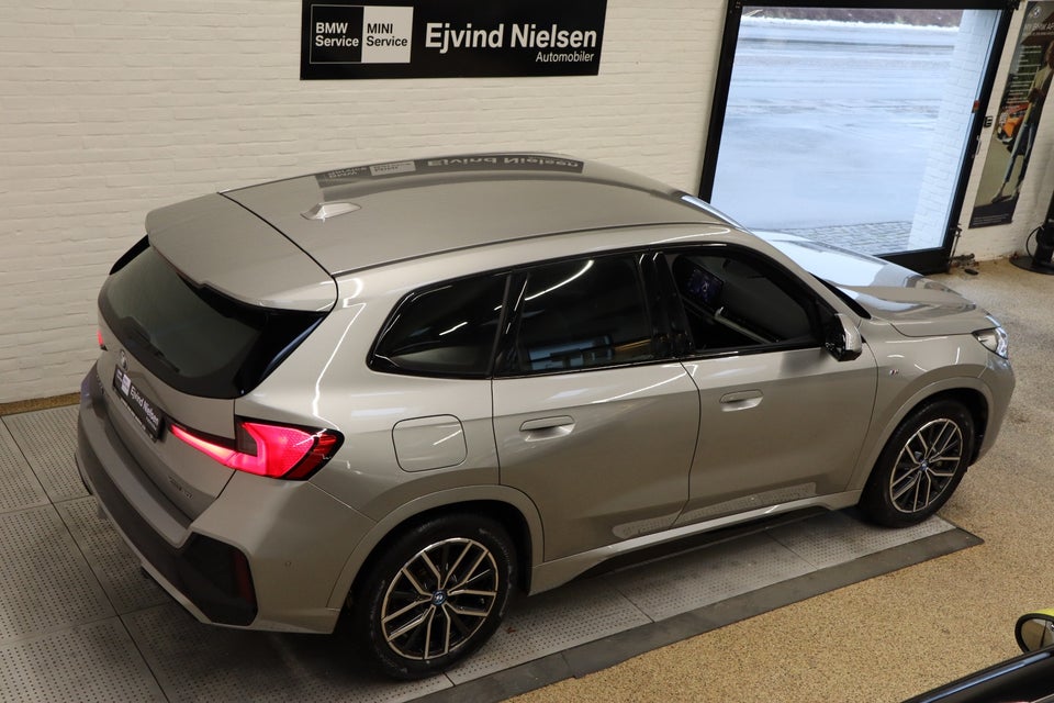 BMW iX1 xDrive30 M-Sport 5d