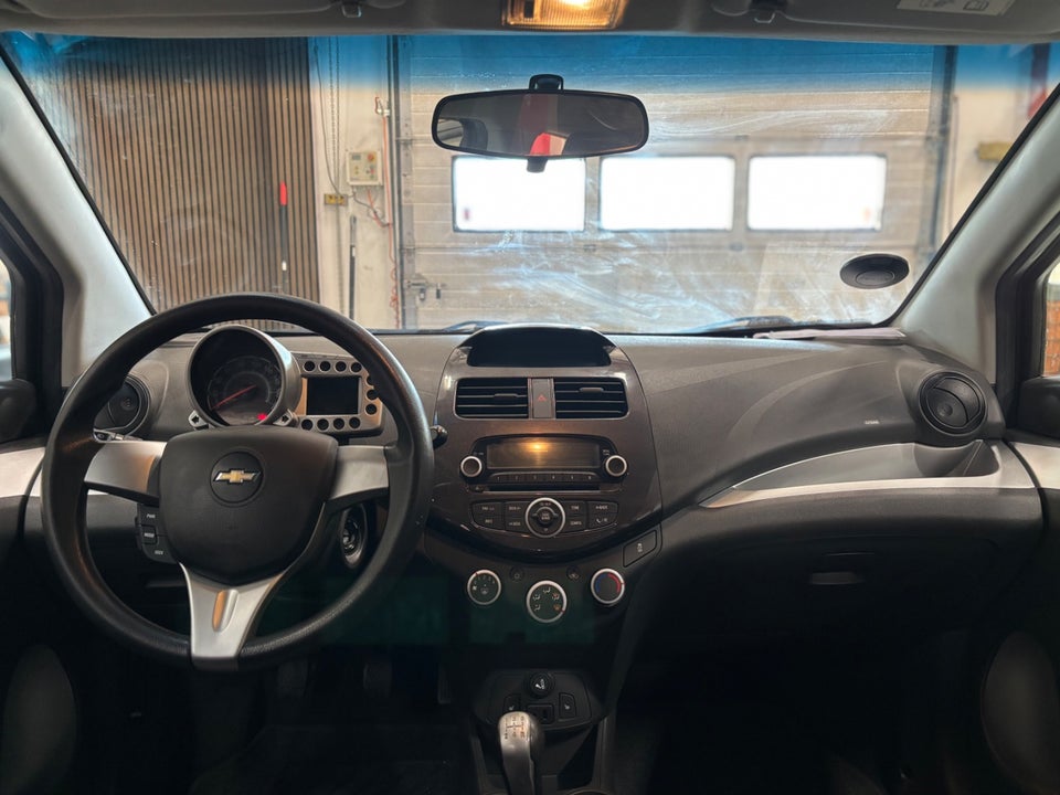 Chevrolet Spark 1,0 LT 5d