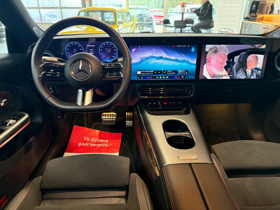 Mercedes CLA250+ electric AMG Line 4d