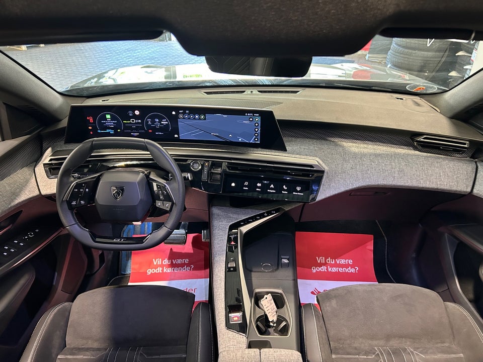 Peugeot e-5008 77 GT 7prs 5d