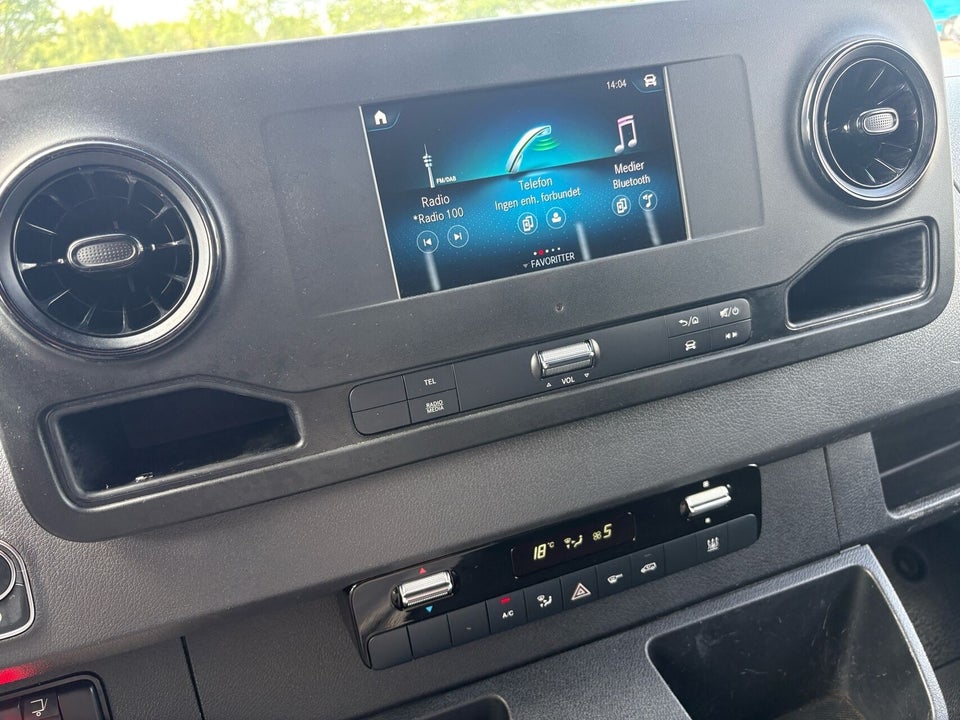 Mercedes Sprinter 317 2,0 CDi Alukasse m/lift aut. RWD 2d