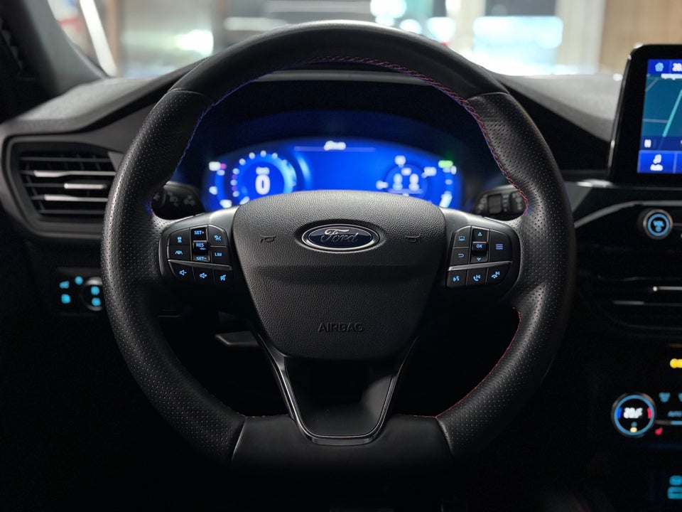 Ford Kuga 2,5 PHEV ST-Line X CVT 5d