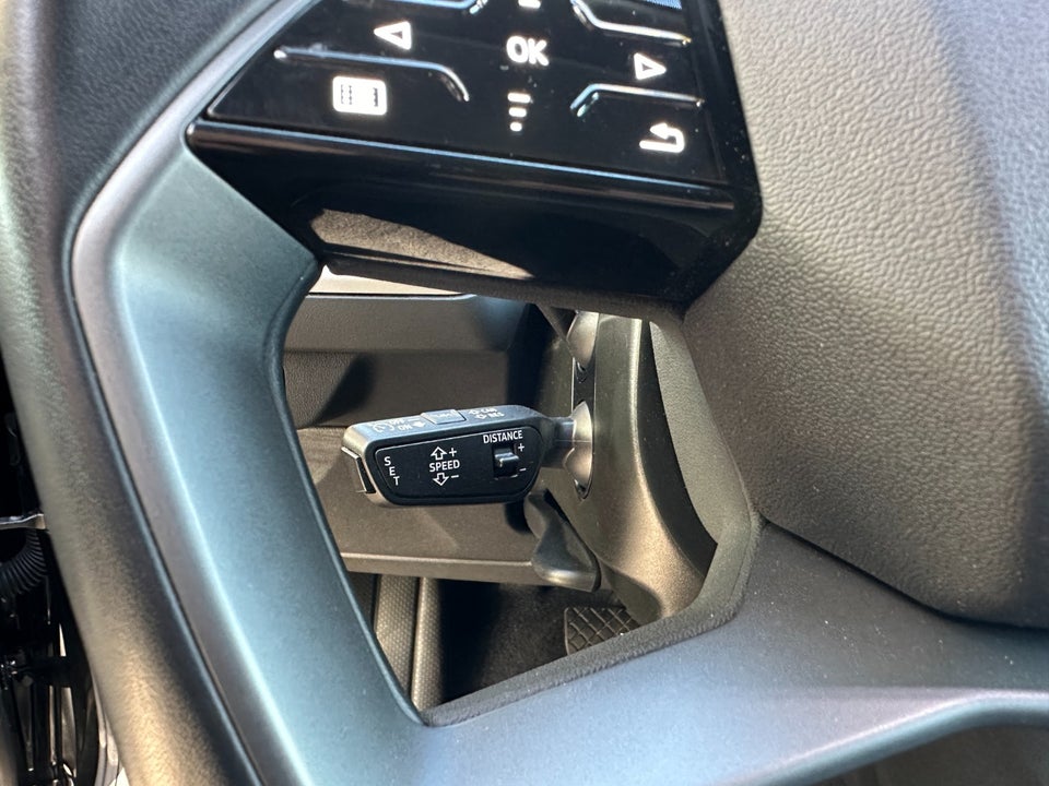 Audi Q4 e-tron 40 Advanced 5d