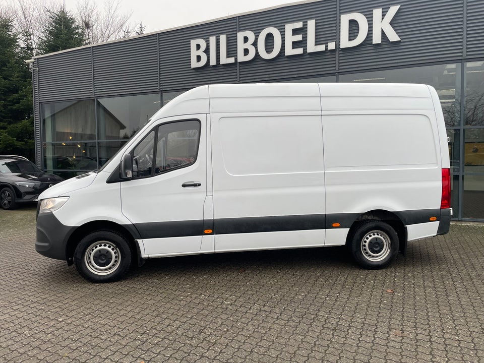 Mercedes Sprinter 319 3,0 CDi A2 Kassevogn aut. RWD