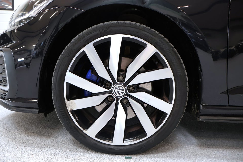 VW Golf VII 1,4 GTE DSG 5d