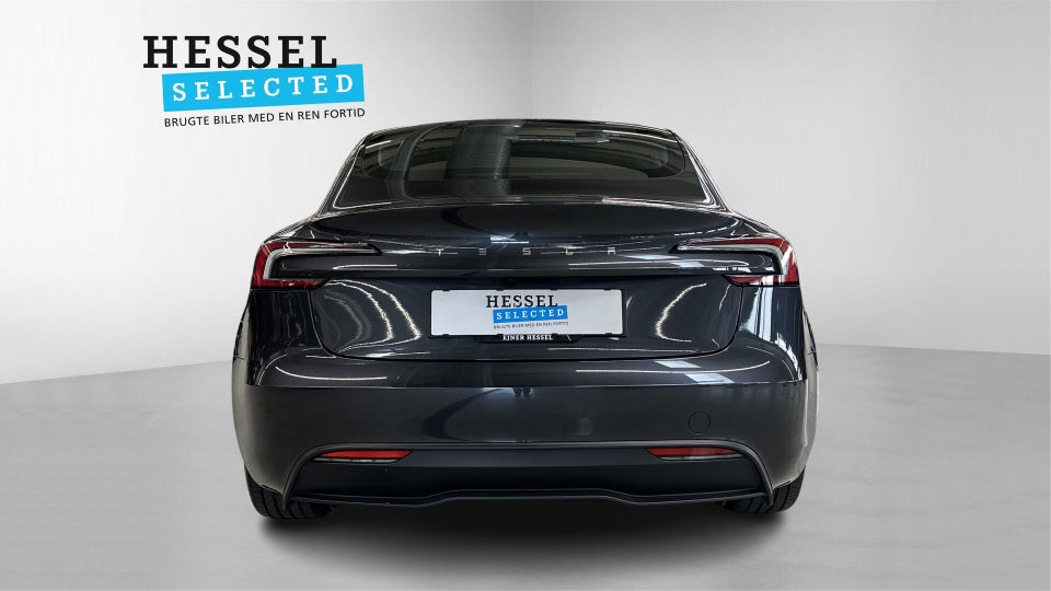 Tesla Model 3 RWD 4d