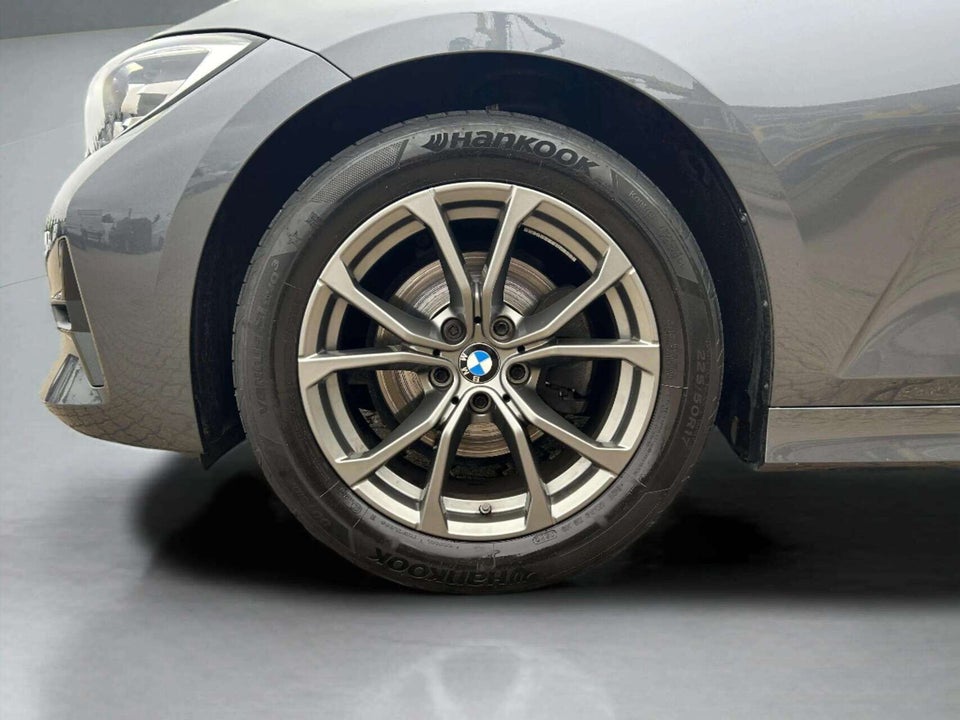 BMW 320i 2,0 Sport Line aut. 4d