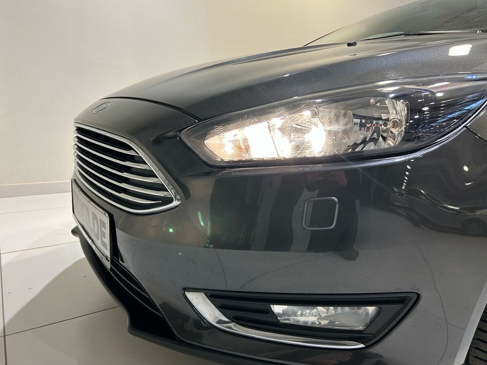 Ford Focus 1,0 SCTi 125 Titanium Fun stc. 5d