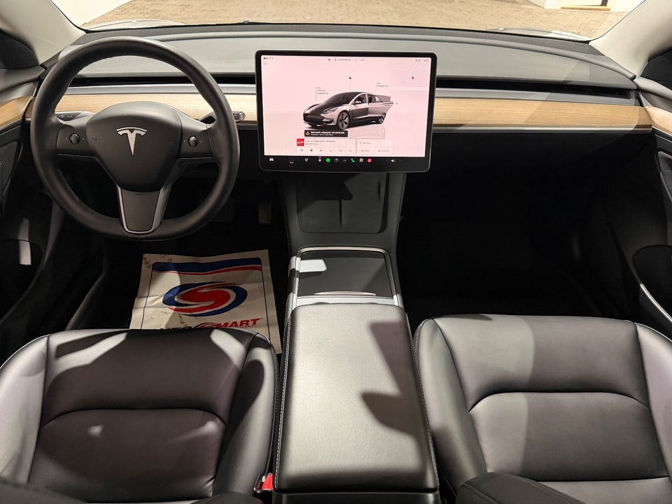Tesla Model 3 RWD 4d