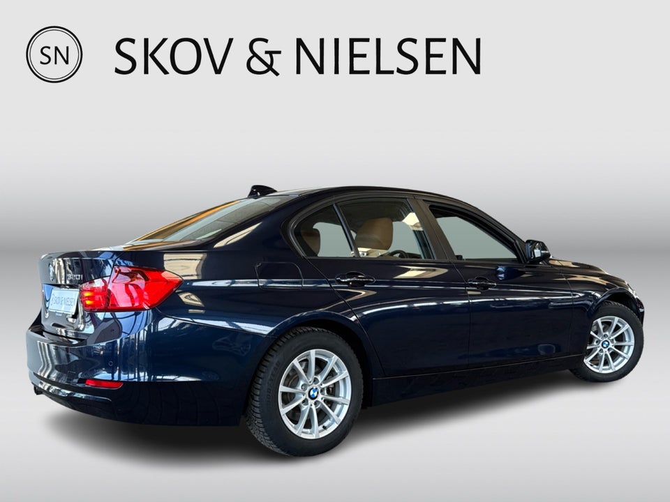 BMW 320i 2,0 aut. 4d