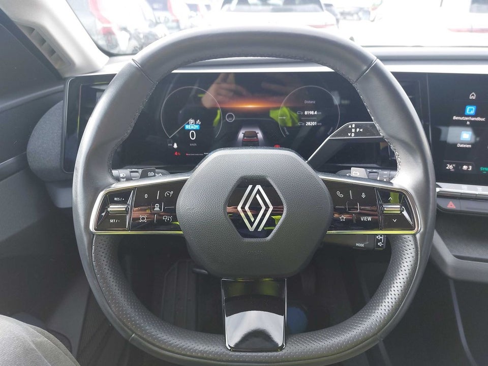 Renault Megane E-Tech 40 Equilibre 5d