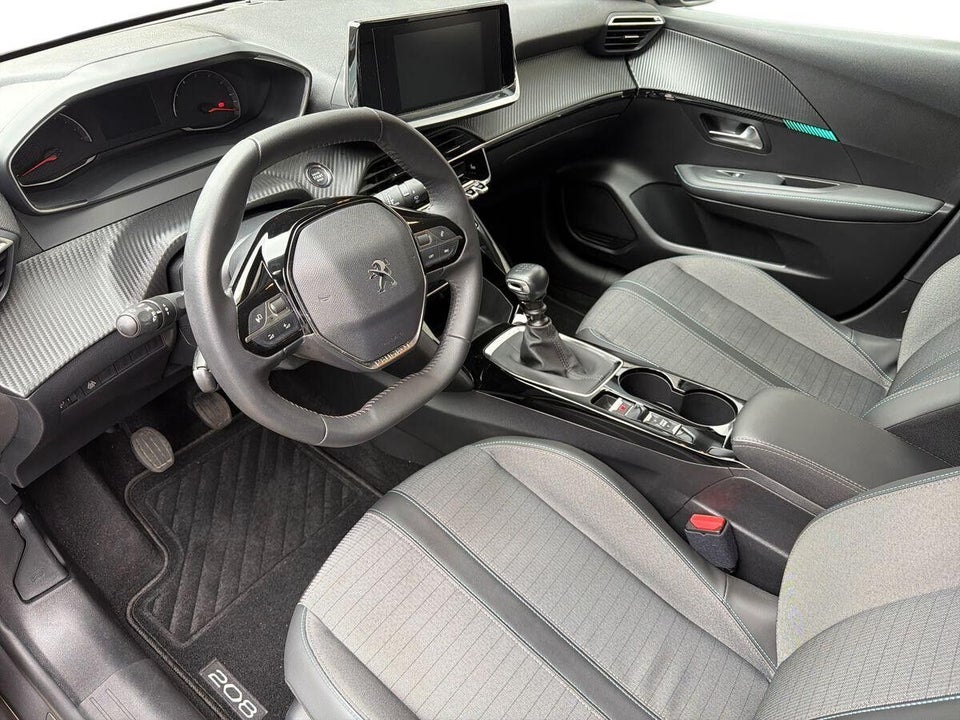 Peugeot 208 1,2 PureTech 100 Vision Sport 5d