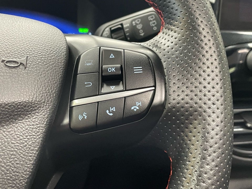 Ford Kuga 2,5 PHEV ST-Line X CVT 5d