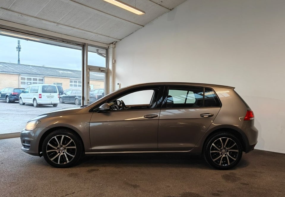 VW Golf VII 1,4 TSi 140 Highline DSG BMT 5d