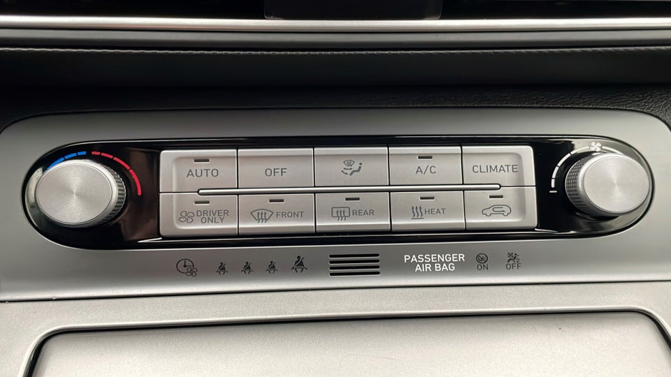 Hyundai Kona 64 EV Essential 5d