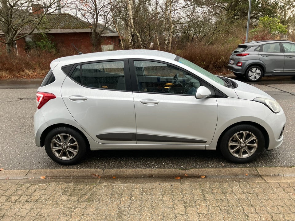 Hyundai i10 1,25 Style 5d