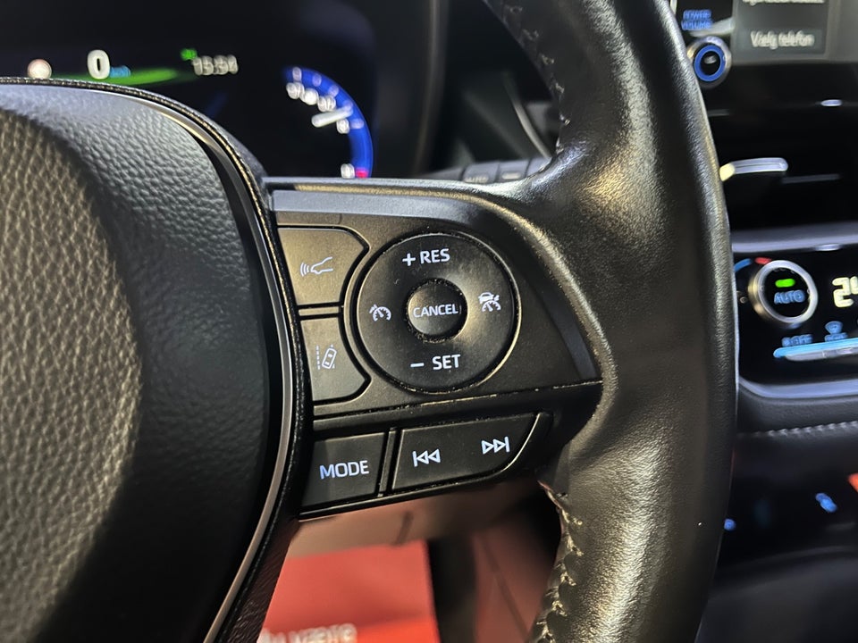 Suzuki Swace 1,8 HEV Exclusive stc. e-CVT 5d