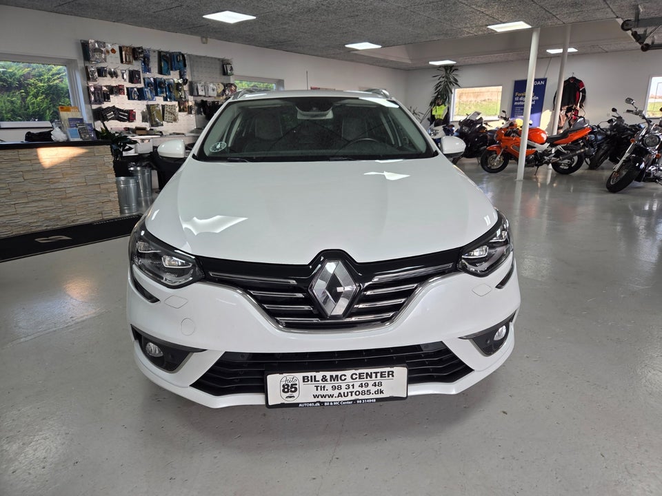 Renault Megane IV 1,3 TCe 140 Bose Edition Sport Tourer EDC 5d