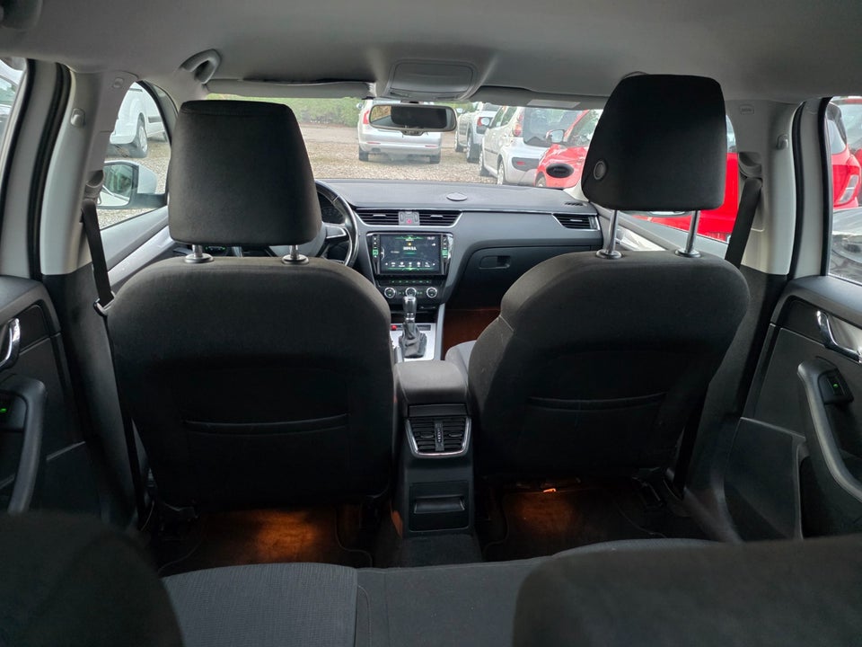 Skoda Octavia 1,8 TSi 180 Elegance DSG 5d