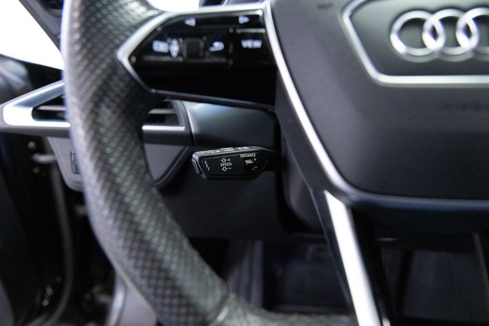 Audi e-tron GT quattro 4d