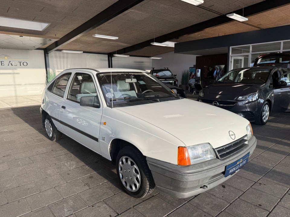 Opel Kadett 1,6 S 3d