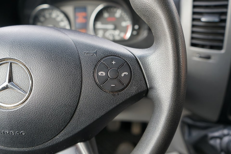 Mercedes Sprinter 316 2,2 CDi R3 Mandskabsvogn m/lad 4d