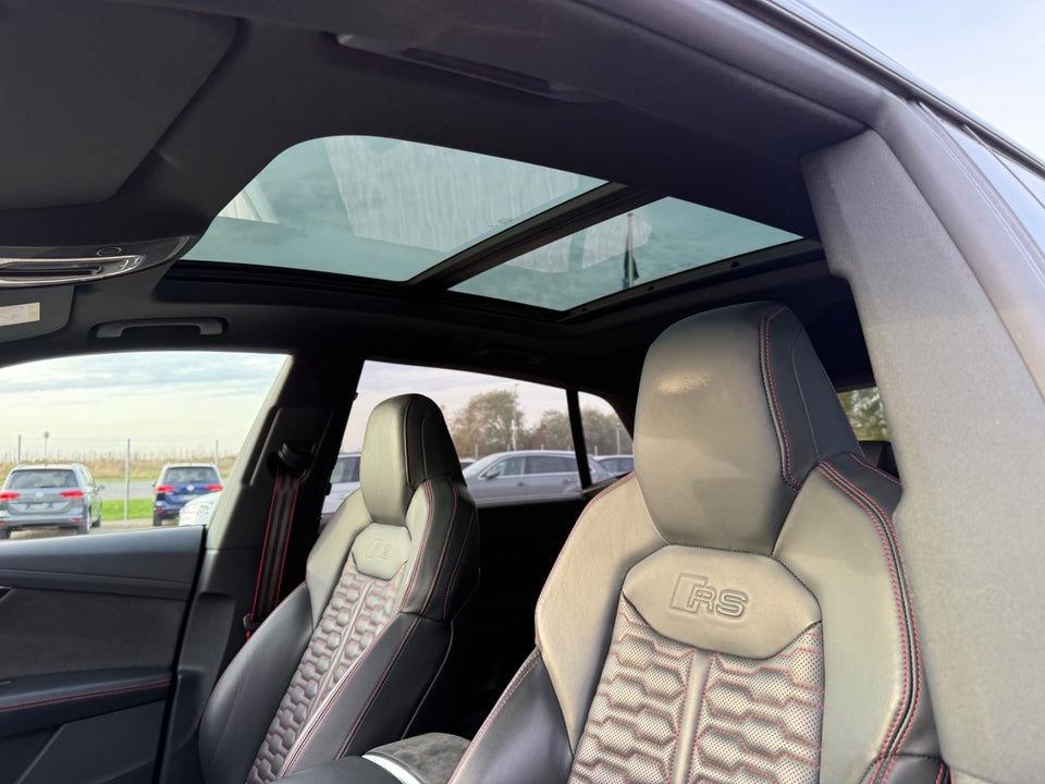 Audi RS Q8 4,0 TFSi quattro Tiptr. 5d