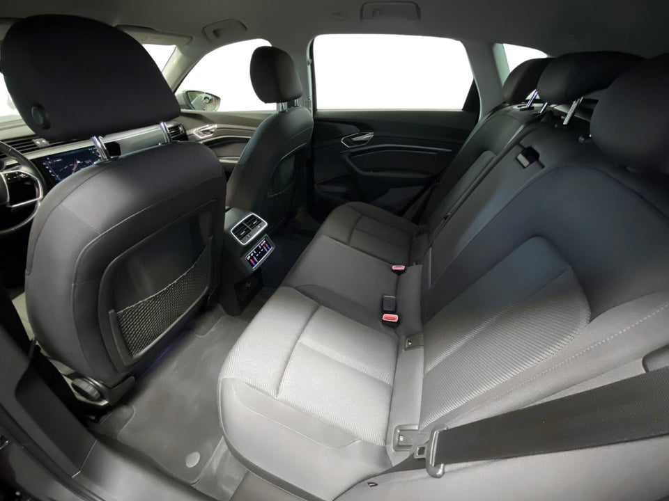 Audi e-tron 55 Prestige quattro 5d
