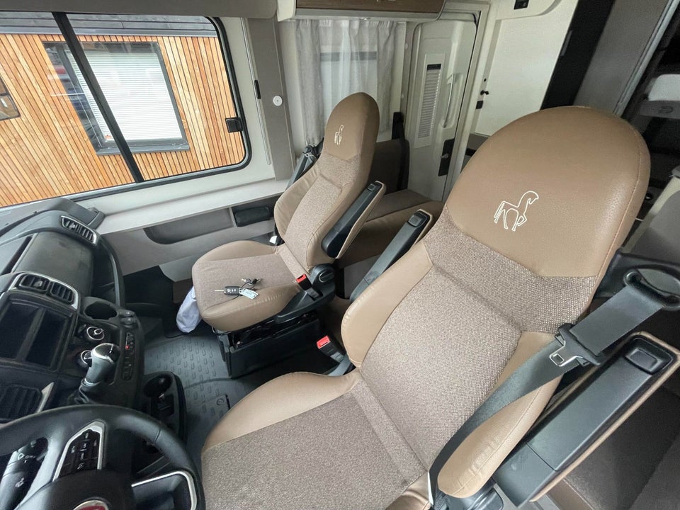 Etrusco I7400SBC 2,3 aut. 4d