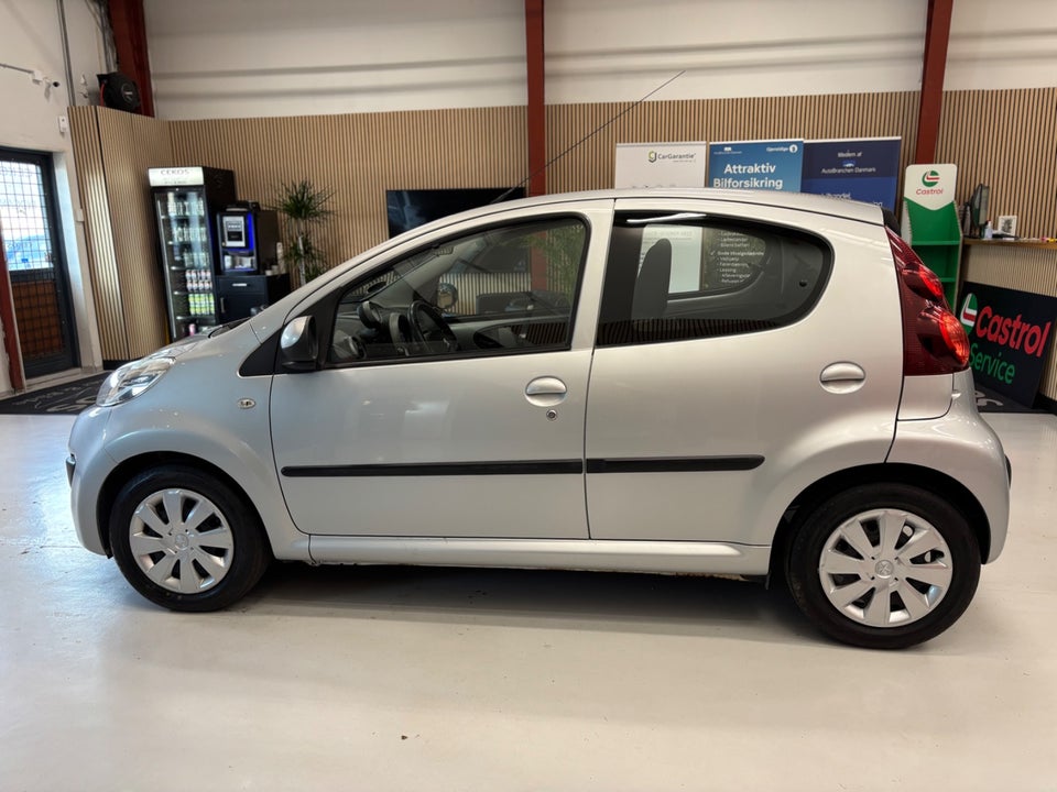 Peugeot 107 1,0 Champion Air 5d
