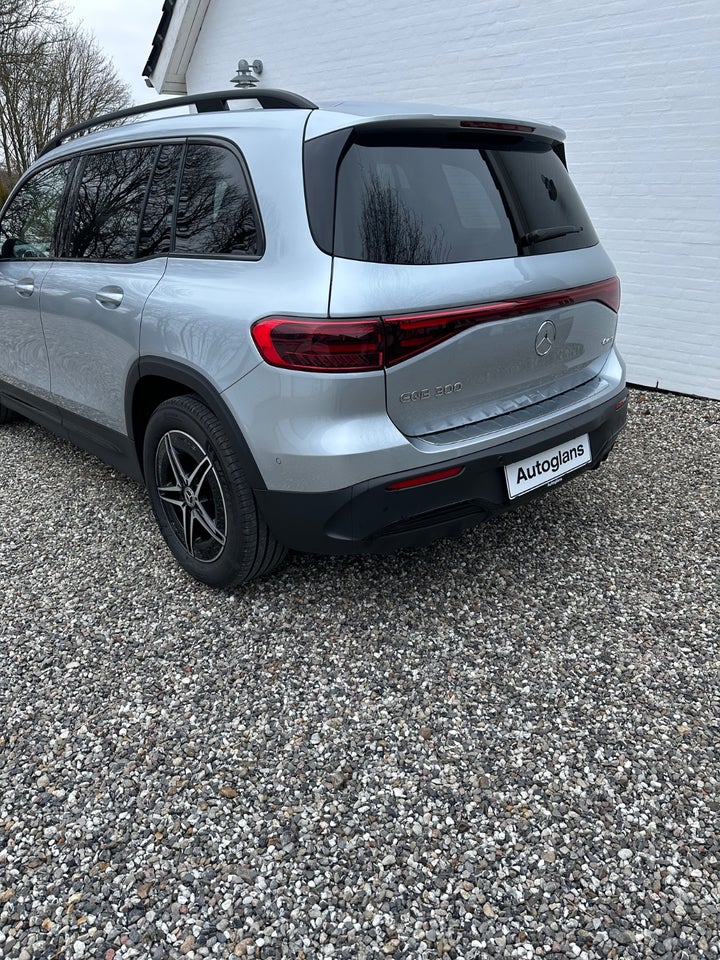 Mercedes EQB300 AMG Line 4Matic 5d