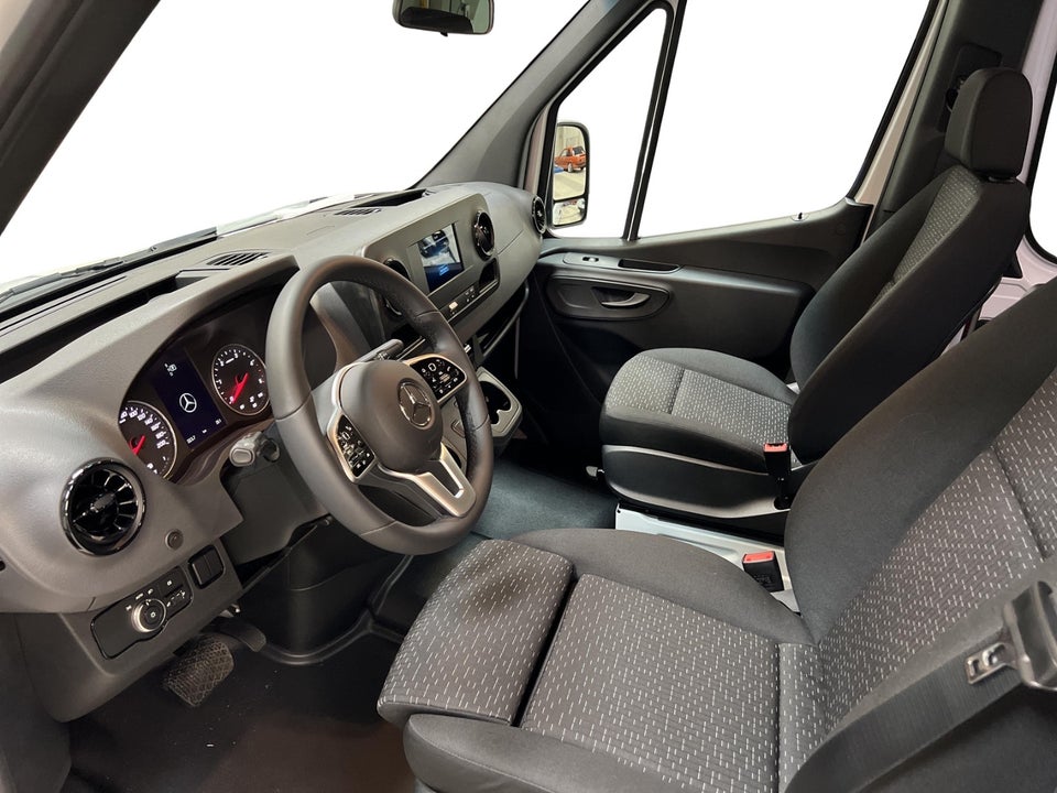 Mercedes Sprinter 317 2,0 CDi A2 Tourer aut. RWD